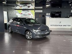 Grau Gebraucht 2024 VW Golf VIII Move Limousine | 25.900 € (Fairer Preis)