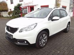 Weiß Gebraucht 2019 Peugeot 2008 Active SUV | 12.500 € (Guter Preis)