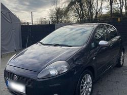 Schwarz Gebraucht 2009 Fiat Punto Limousine | 1.500 € (Guter Preis)