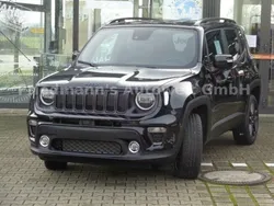 Schwarz metallic Gebraucht 2021 Jeep Renegade SUV | 36.990 €