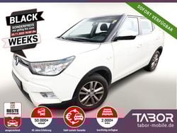 Weiß Gebraucht 2018 Ssangyong (KGM) Tivoli Crystal SUV | 10.688 € (Fairer Preis)
