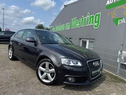 Grau Gebraucht 2009 Audi A3 S-Line Coupé | 9.850 € (Teuer)