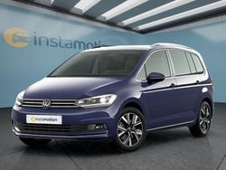 Blau Gebraucht 2024 VW Touran Van / Kleinbus | 40.949 €