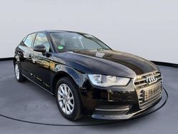 Schwarz Gebraucht 2014 Audi A3 Attraction Limousine | 8.890 € (Fairer Preis)