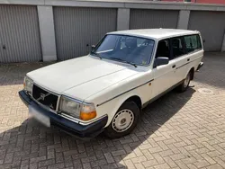 Weiß Gebraucht 1989 Volvo 245 Kombi | 2.400 €