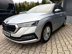 Brilliantsilber metallic Gebraucht 2024 Skoda Octavia Style Kombi | 30.900 € (Superpreis)