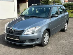 Grau Gebraucht 2011 Skoda Fabia Kombi | 1.990 € (Guter Preis)