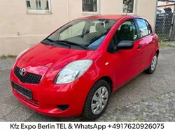 Rot Gebraucht 2007 Toyota Yaris Sol Limousine | 2.499 € (Fairer Preis)