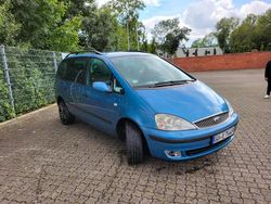 Blau Gebraucht 2005 Ford Galaxy Van / Kleinbus | 2.200 € (Fairer Preis)