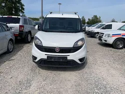Colore esterno (weiß) Gebraucht 2019 Fiat Doblò Van / Kleinbus | 8.500 € (Guter Preis)