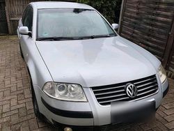 Silber Gebraucht 2002 VW Passat Limousine | 650 € (Guter Preis)