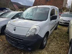Weiß Gebraucht 2012 Renault Kangoo Basis Van / Kleinbus | 2.699 € (Superpreis)