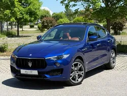 Blau Gebraucht 2018 Maserati Levante SUV | 33.980 € (Fairer Preis)