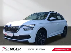 Weiß Gebraucht 2021 Skoda Kamiq Style SUV | 19.880 € (Fairer Preis)