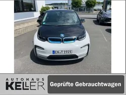 Capparisweiss mit akzent bmw i Gebraucht 2021 BMW i3 Performance Kleinwagen | 19.990 € (Fairer Preis)