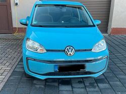 Blau Gebraucht 2021 VW e-up! Edition Kleinwagen | 12.250 € (Superpreis)