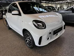 Weiß Gebraucht 2021 Smart ForFour Electric Drive Pulse Limousine | 8.600 € (Fairer Preis)