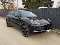 Schwarz Gebraucht 2023 Porsche Cayenne Platinum Edition SUV | 82.200 € (Fairer Preis)