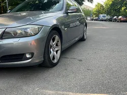 Grau Gebraucht 2011 BMW 320 Lifestyle Kombi | 5.590 € (Fairer Preis)