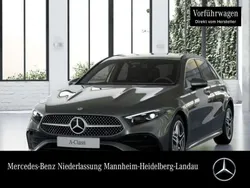 Grau Gebraucht 2025 Mercedes A200 AMG Limousine | 36.450 € (Etwas zu teuer)