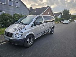 Silber Gebraucht 2004 Mercedes Vito Van / Kleinbus | 8.499 €