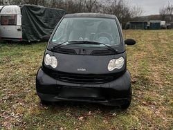 Schwarz Gebraucht 2002 Smart ForTwo Coupé Pure Coupé | 2.199 € (Etwas zu teuer)