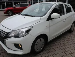 Weiß Gebraucht 2022 Mitsubishi Space Star Select Kleinwagen | 9.990 € (Guter Preis)