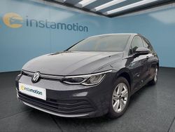 Grau Gebraucht 2023 VW Golf VIII Kleinwagen | 23.099 € (Guter Preis)