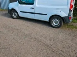 Weiß Gebraucht 2011 Renault Kangoo Van / Kleinbus | 5.000 € (Fairer Preis)