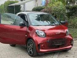 Rot Gebraucht 2021 Smart ForTwo Electric Drive Coupé | 9.899 € (Fairer Preis)