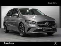 Grau Gebraucht 2024 Mercedes B180 Progressive Van / Kleinbus | 26.818 € (Superpreis)