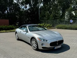 Silber Gebraucht 2010 Maserati GranCabrio Cabrio | 56.400 €
