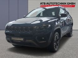 Blue shade metallic clear coat (blau) Gebraucht 2023 Jeep Compass Trailhawk SUV | 38.990 €