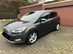 Grau Gebraucht 2018 Ford C-MAX Titanium Van / Kleinbus | 14.490 € (Etwas zu teuer)