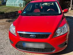 Rot Gebraucht 2009 Ford Focus Kleinwagen | 1.299 € (Fairer Preis)