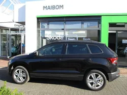 Black magic pearlescent (metallic) Gebraucht 2022 Skoda Karoq Style SUV | 27.900 € (Fairer Preis)