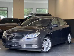 Grau Gebraucht 2010 Opel Insignia Cosmo Limousine | 4.450 € (Fairer Preis)