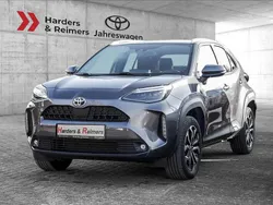 Grau Gebraucht 2023 Toyota Yaris Hybrid Style | 27.880 € (Fairer Preis)