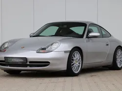 Silber Gebraucht 2000 Porsche 911 Carrera Coupé | 33.996 € (Etwas zu teuer)