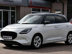 Pure white pearl met./mineral Neu 2025 Suzuki Swift Comfort Kleinwagen | 23.990 €