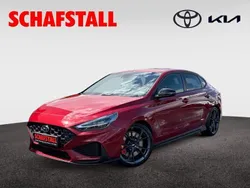Rot (sunset red / mic) Gebraucht 2022 Hyundai i30 Comfort Limousine | 29.979 € (Fairer Preis)