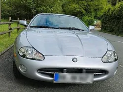 Silber Gebraucht 2001 Jaguar XK8 Coupé | 12.000 € (Fairer Preis)
