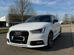 Weiß Gebraucht 2015 Audi A1 Sportback S-Line Kleinwagen | 11.100 € (Etwas zu teuer)