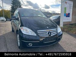 Schwarz Gebraucht 2010 Mercedes A180 Avantgarde Limousine | 9.999 € (Teuer)