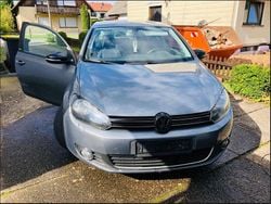 Grau Gebraucht 2011 VW Golf VI Style Limousine | 4.999 € (Guter Preis)