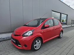 Rot Gebraucht 2014 Toyota Aygo Cool Kleinwagen | 4.990 € (Fairer Preis)