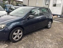 Blau Gebraucht 2010 VW Golf VI Kleinwagen | 3.999 € (Guter Preis)