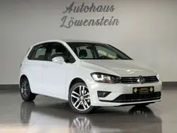 Pure white Gebraucht 2016 VW Golf Sportsvan Highline Van / Kleinbus | 15.680 € (Fairer Preis)