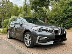 Grau Gebraucht 2020 BMW 120 Luxury Line Kleinwagen | 26.800 € (Etwas zu teuer)