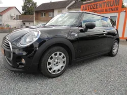 Schwarz Gebraucht 2015 Mini ONE Kleinwagen | 8.990 € (Etwas zu teuer)